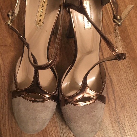 💎Tahari Suede Pumps💎 - Picture 4 of 8